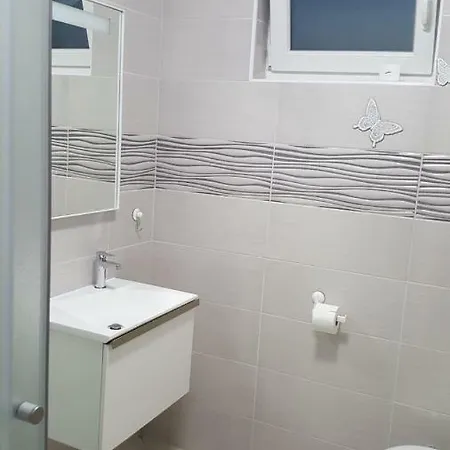 Venerea Apartment *